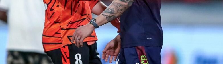 Kohli Shook Every Hand Except One. Then Travis Head Posted 4 Words on Instagram. The Internet Just Picked Sides. | WATCH